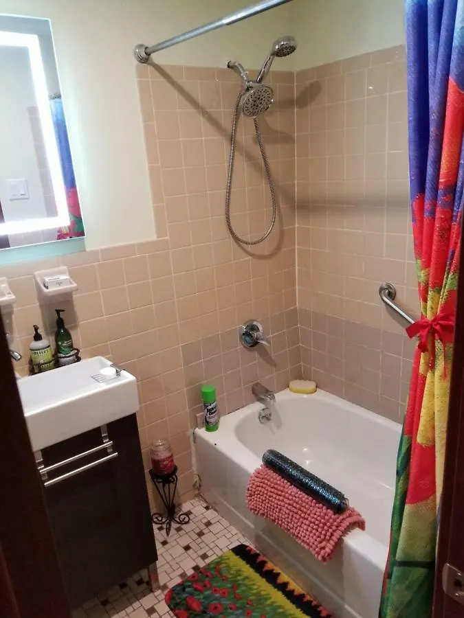 Spacious Fully Furnished Harlem Apartment Near Morningside Park 纽约