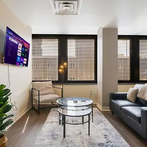https://1b1b-modern-chic-in-dt-pittsburgh-valet-gym-wifi.hotels-in-pittsburgh.com